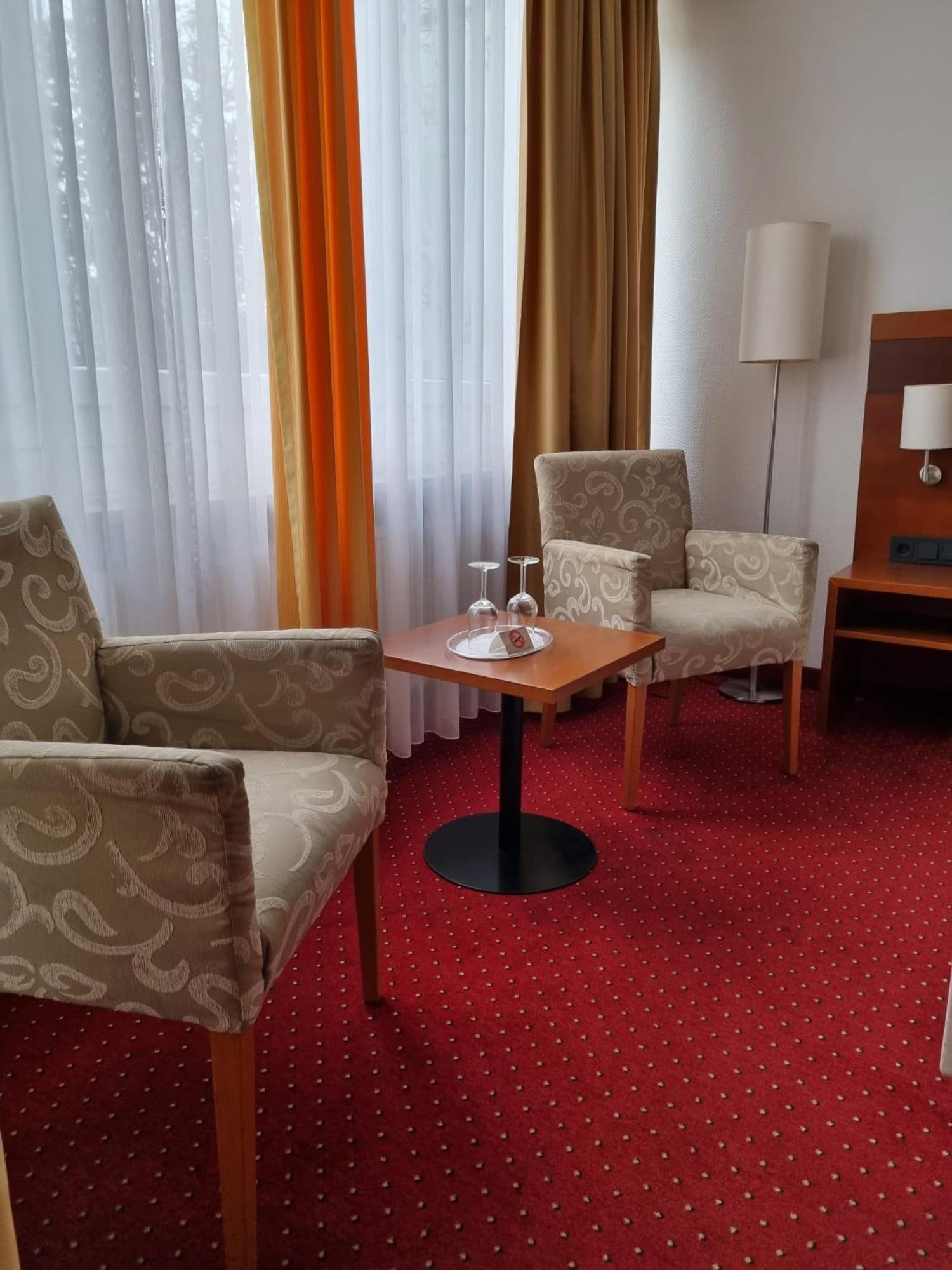 Hotel Am Rosenpark Aachen Exterior photo