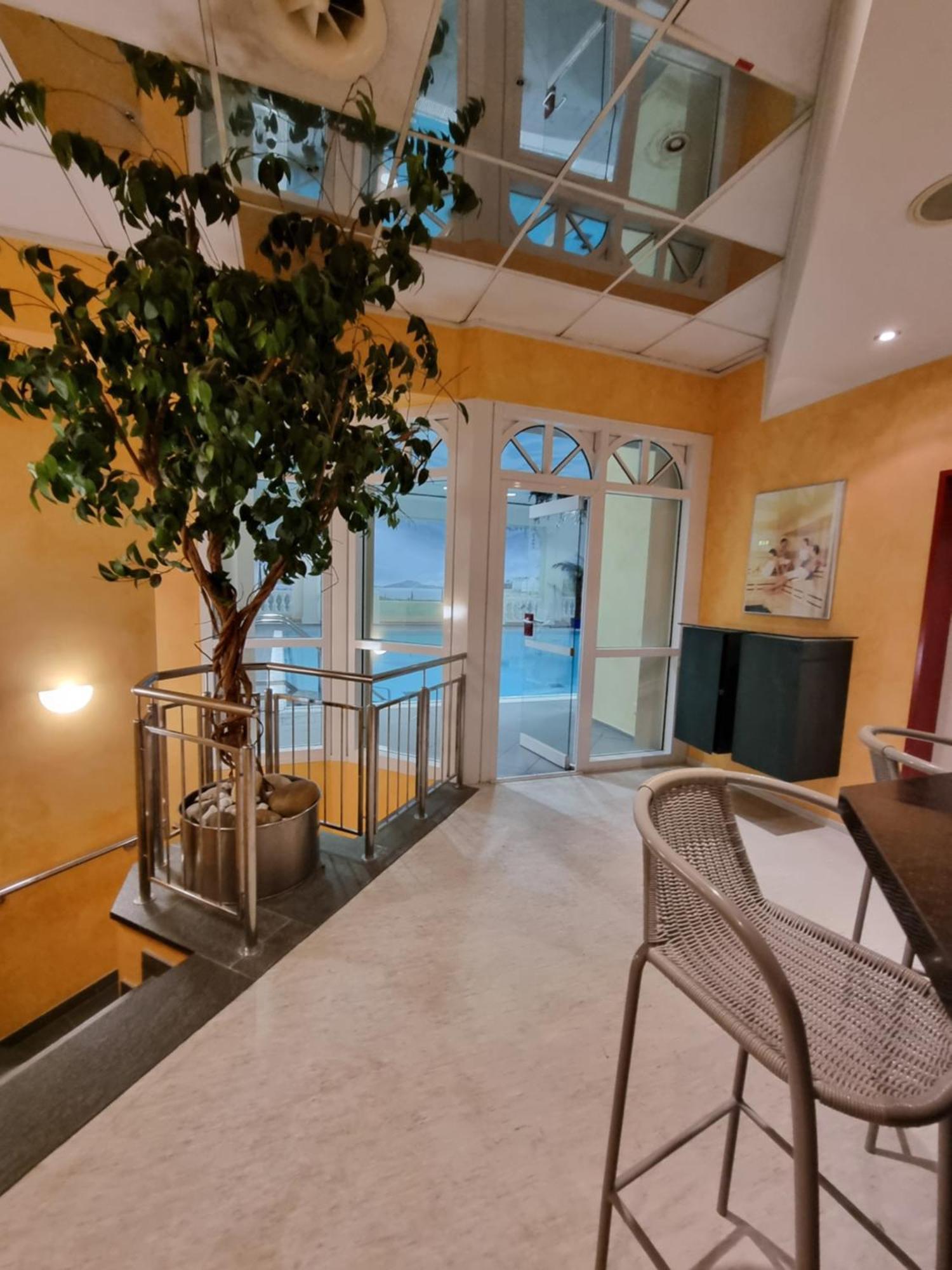 Hotel Am Rosenpark Aachen Exterior photo